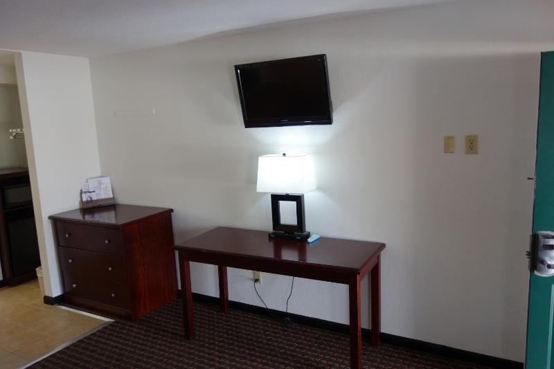 VIP Inn and Suites image 20