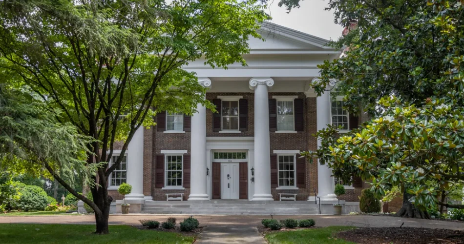 A Weekend Guide to Huntsville, Alabama