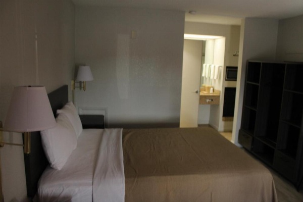 VIP Inn and Suites image 10