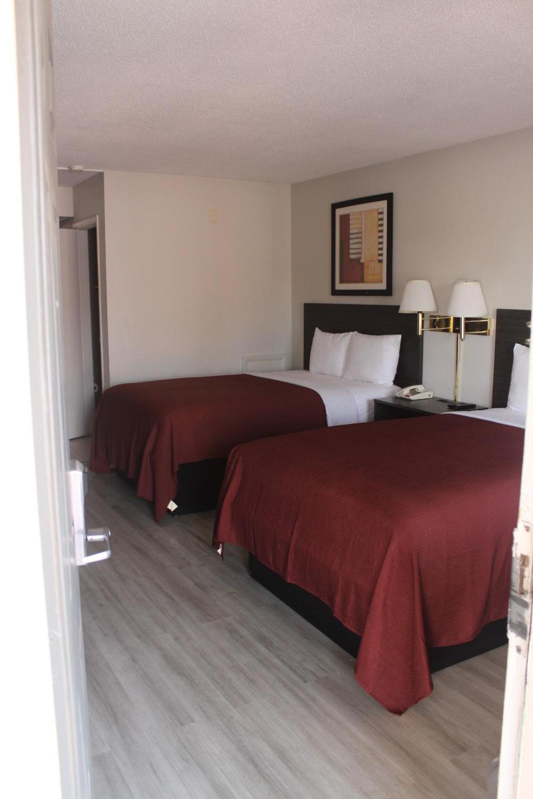 Double Room - Non-Smoking 